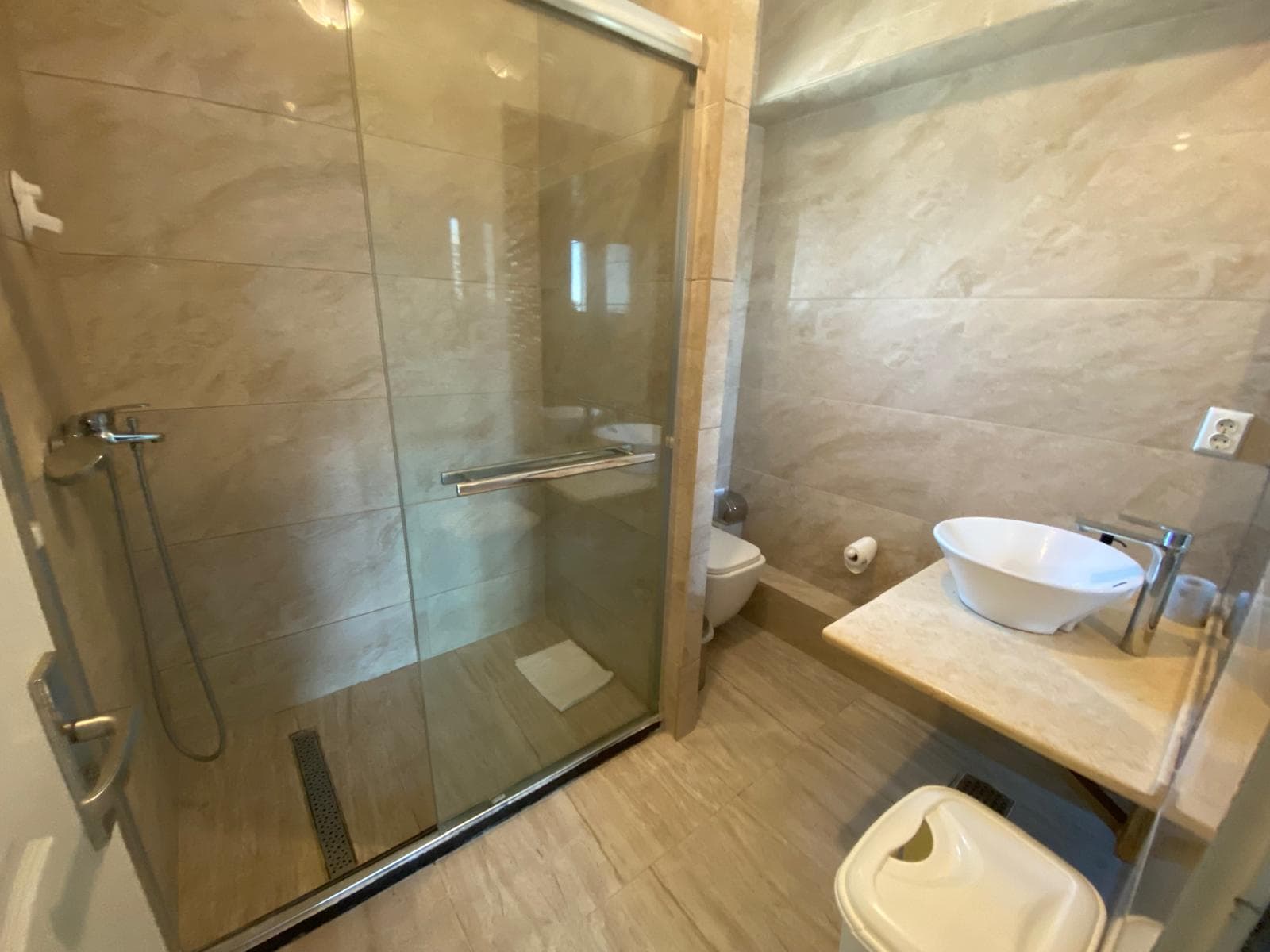 Apartament 3 camere – Etaj 2